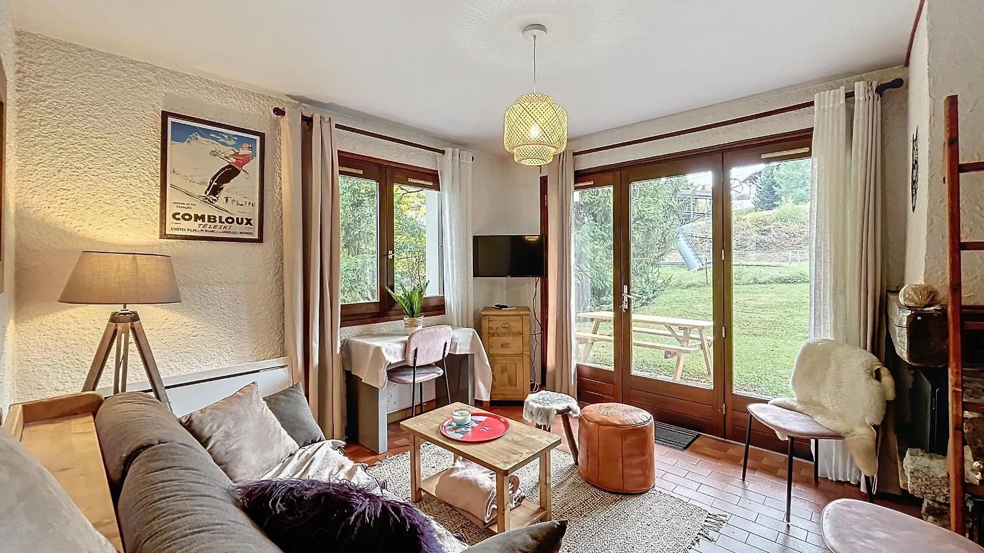 Appartement 2 Pieces Au Pied Des Pistes A Combloux - Fr-1-560-162